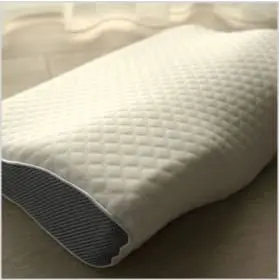 Derila Pillow close-up view